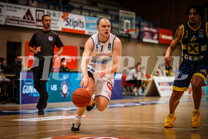 Basketball, bet-at-home Basketball Superliga 2021/22, Platzierungsrunde Spiel 8, Oberwart Gunners, UBSC Graz, Sebastian Käferle (7)