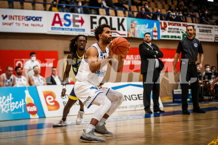 Basketball, bet-at-home Basketball Superliga 2021/22, Platzierungsrunde Spiel 8, Oberwart Gunners, UBSC Graz, Connor Cashaw (13)#