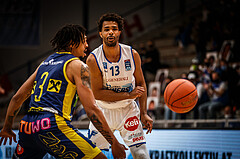 Basketball, bet-at-home Basketball Superliga 2021/22, Platzierungsrunde Spiel 8, Oberwart Gunners, UBSC Graz, Connor Cashaw (13)