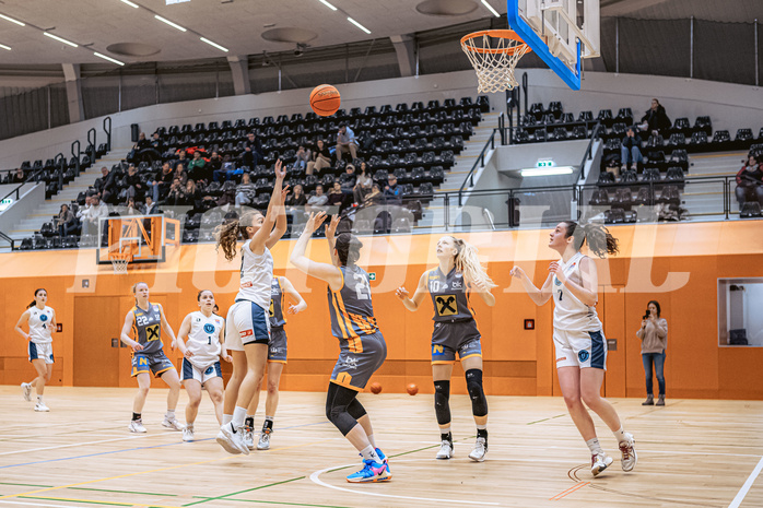 Basketball, Win2Day Basketball Damen Superliga 2022/23, Grunddurchgang 12.Runde, Vienna Timberwolves, BK Raiffeisen Duchess Klosterneuburg, Cristina Nino (2)