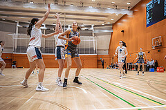Basketball, Win2Day Basketball Damen Superliga 2022/23, Grunddurchgang 12.Runde, Vienna Timberwolves, BK Raiffeisen Duchess Klosterneuburg, Sarah Schicher (15)