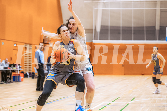 Basketball, Win2Day Basketball Damen Superliga 2022/23, Grunddurchgang 12.Runde, Vienna Timberwolves, BK Raiffeisen Duchess Klosterneuburg, Lilla Horvath (21), Mira Eulering (7)