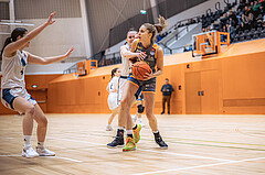 Basketball, Win2Day Basketball Damen Superliga 2022/23, Grunddurchgang 12.Runde, Vienna Timberwolves, BK Raiffeisen Duchess Klosterneuburg, Bianca-Alexandra Rantz (18), Sarah Schicher (15)