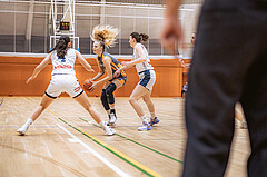 Basketball, Win2Day Basketball Damen Superliga 2022/23, Grunddurchgang 12.Runde, Vienna Timberwolves, BK Raiffeisen Duchess Klosterneuburg, Sina Höllerl (10)