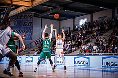Basketball, bet-at-home Basketball Superliga 2021/22, Playoffs, Viertelfinale Spiel 3, Oberwart Gunners, Kapfenberg Bulls, Jonathan Knessl (12)