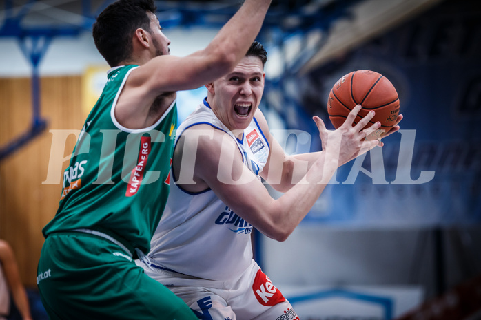 Basketball, bet-at-home Basketball Superliga 2021/22, Playoffs, Viertelfinale Spiel 3, Oberwart Gunners, Kapfenberg Bulls, Tyler Creammer (10)