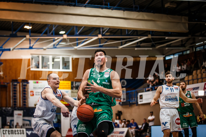 Basketball, bet-at-home Basketball Superliga 2021/22, Playoffs, Viertelfinale Spiel 3, Oberwart Gunners, Kapfenberg Bulls, Andrija Matic (4)