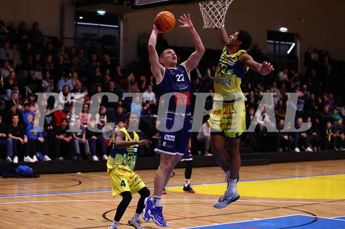 24.11.2023, Graz, Raiffeisen Sportpark Graz, Basketball Superliga 2023/24, Grunddurchgang, Runde 9, UBSC Raiffeisen Graz vs. COLDAMARIS BBC Nord Dragonz