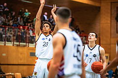 Basketball, Basketball Zweite Liga 2022/23, Grunddurchgang 19.Runde, Vienna United, UDW Alligators, Noah Oguamalam (23)
