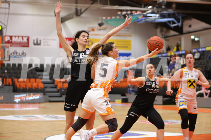Basketball Damen Superliga 2022/23, Playoff, Semifinale Spiel 1 BK Duchess Klosterneuburg vs. Basket Flames


