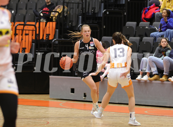 Basketball Damen Superliga 2022/23, Playoff, Semifinale Spiel 1 BK Duchess Klosterneuburg vs. Basket Flames


