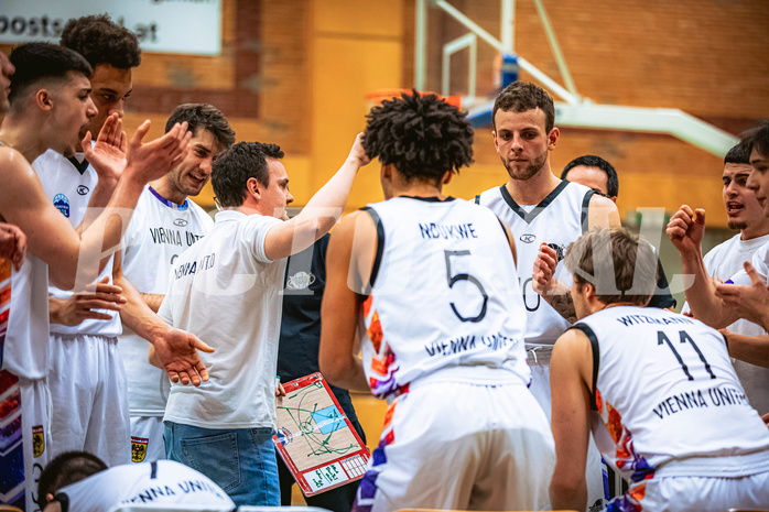 Basketball, Basketball Zweite Liga 2022/23, Grunddurchgang 19.Runde, Vienna United, UDW Alligators, Benedikt Danek (Head Coach)