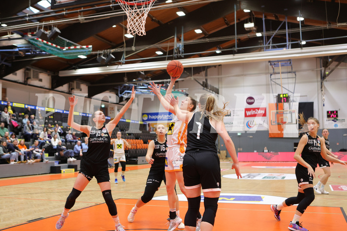 Basketball Damen Superliga 2022/23, Playoff, Semifinale Spiel 1 BK Duchess Klosterneuburg vs. Basket Flames


