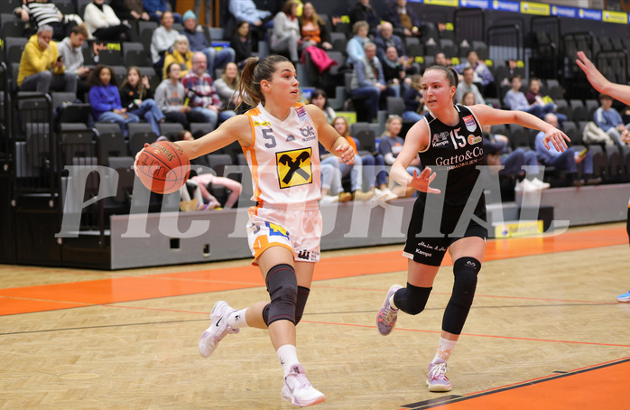 Basketball Damen Superliga 2022/23, Playoff, Semifinale Spiel 1 BK Duchess Klosterneuburg vs. Basket Flames


