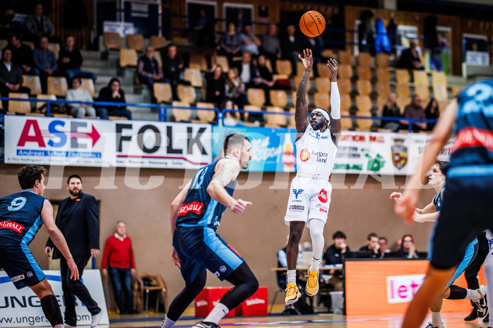 Basketball, Win2Day Superliga 2023/24, Grunddurchgang 12.Runde, Oberwart Gunners, Vienna Timberwolves, Munis Tutu (10)