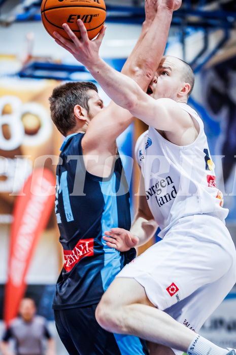 Basketball, Win2Day Superliga 2023/24, Grunddurchgang 12.Runde, Oberwart Gunners, Vienna Timberwolves, Moritz Lanegger (21), Sebastian Käferle (7)