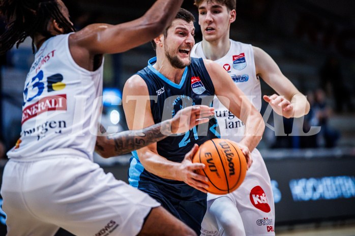 Basketball, Win2Day Superliga 2023/24, Grunddurchgang 12.Runde, Oberwart Gunners, Vienna Timberwolves, Moritz Lanegger (21)