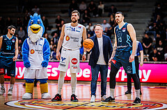 Basketball, Win2Day Superliga 2023/24, Grunddurchgang 12.Runde, Oberwart Gunners, Vienna Timberwolves, Daniel Köppel (14), Ziga Fifolt (13)