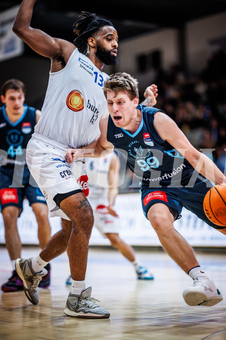 Basketball, Win2Day Superliga 2023/24, Grunddurchgang 12.Runde, Oberwart Gunners, Vienna Timberwolves, Kris Monroe (13), Jonas John (99)
