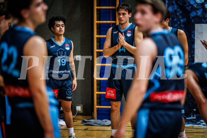 Basketball, Win2Day Superliga 2023/24, Grunddurchgang 12.Runde, Oberwart Gunners, Vienna Timberwolves, Dean-Leon Cantor (19)