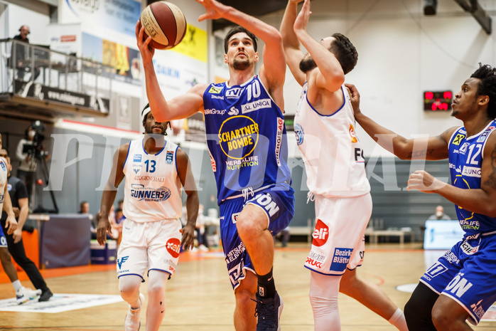 Basketball, Basketball Austria Cup 2020/21, Finale, Oberwart Gunners, Gmunden Swans, Toni Blazan (10)