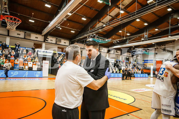Basketball, Basketball Austria Cup 2020/21, Finale, Oberwart Gunners, Gmunden Swans, Horst Leitner (Coach)