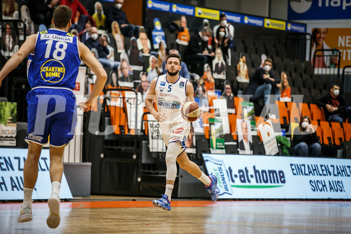 Basketball, Basketball Austria Cup 2020/21, Finale, Oberwart Gunners, Gmunden Swans, Ignas Fiodorovas (5)