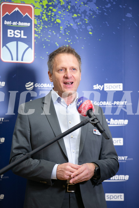Basketball, Basketball Austria Cup 2020/21, Finale, Oberwart Gunners, Gmunden Swans, Präsident Gerald Martens