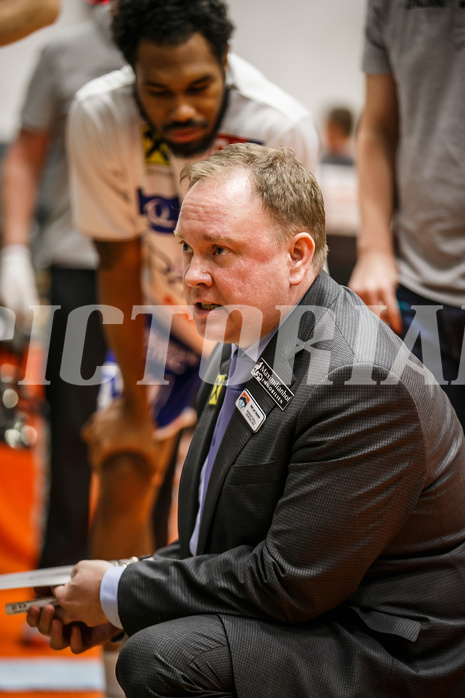 Basketball, Basketball Austria Cup 2020/21, Finale, Oberwart Gunners, Gmunden Swans, Anton Mirolybov (Head Coach)