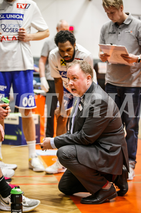 Basketball, Basketball Austria Cup 2020/21, Finale, Oberwart Gunners, Gmunden Swans, Anton Mirolybov (Head Coach)