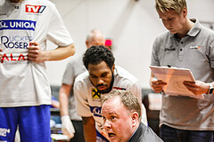 Basketball, Basketball Austria Cup 2020/21, Finale, Oberwart Gunners, Gmunden Swans, Anton Mirolybov (Head Coach)