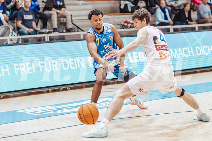Basketball, Basketball Superliga 2023/24, Grunddurchgang 17.Runde, Oberwart Gunners, SKN St. Poelten, Steven Kaltenbrunner (7), Jonathan Wess (4)