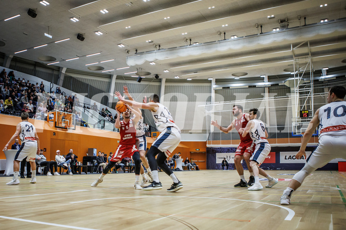 Basketball, Win2Day Superliga 2023/24, Grunddurchgang 17.Runde, Vienna Timberwolves, BC Vienna, Bogic Vujosevic (5)