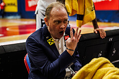 Basketball, win2day Basketball Superliga 2023/24, Grunddurchgang 17.Runde, Traiskirchen Lions, Gmunden Swans, Anton Mirolybov (Head Coach)
