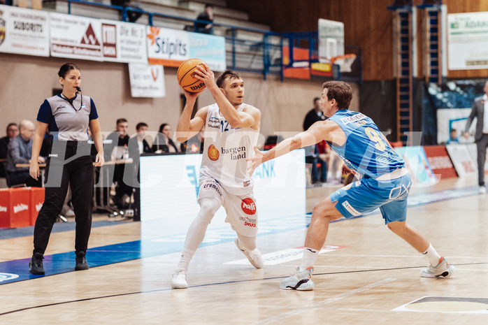 Basketball, Basketball Superliga 2023/24, Grunddurchgang 17.Runde, Oberwart Gunners, SKN St. Poelten, Jonathan Knessl (12), Roman Jagsch (9)