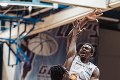 Basketball, Basketball Superliga 2023/24, Grunddurchgang 17.Runde, Oberwart Gunners, SKN St. Poelten, Ajiri Ogemuno-Johnson (10), Shaquille Rombley (5)