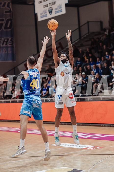 Basketball, Basketball Superliga 2023/24, Grunddurchgang 17.Runde, Oberwart Gunners, SKN St. Poelten, Matej Kavas (40), Kris Monroe (13)