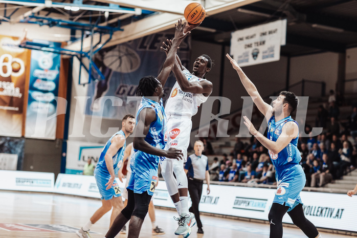 Basketball, Basketball Superliga 2023/24, Grunddurchgang 17.Runde, Oberwart Gunners, SKN St. Poelten, Ajiri Ogemuno-Johnson (10), Shaquille Rombley (5), Akkan Atasoy (11)