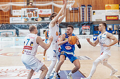 Basketball, Basketball Superliga 2023/24, Grunddurchgang 17.Runde, Oberwart Gunners, SKN St. Poelten, Sebastian Kaeferle (7), Florian Koeppel (8), Matej Kavas (40), Jonathan Knessl (12)