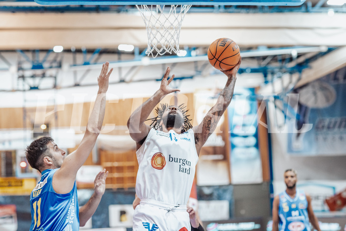Basketball, Basketball Superliga 2023/24, Grunddurchgang 17.Runde, Oberwart Gunners, SKN St. Poelten, Akkan Atasoy (11), Kris Monroe (13)
