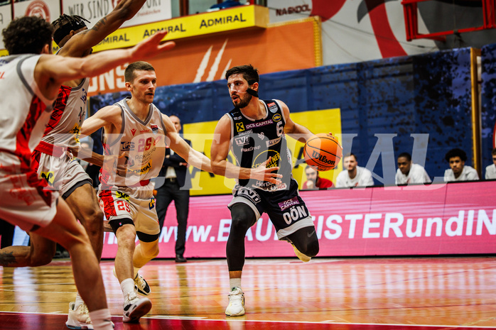 Basketball, win2day Basketball Superliga 2023/24, Grunddurchgang 17.Runde, Traiskirchen Lions, Gmunden Swans, Daniel Friedrich (6)