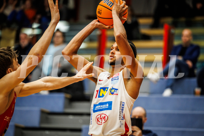 Basketball, win2day Basketball Superliga 2024/25, Grunddurchgang 8.Runde, SKN St. Pölten, Flyers Wels, Philip Konate (1)