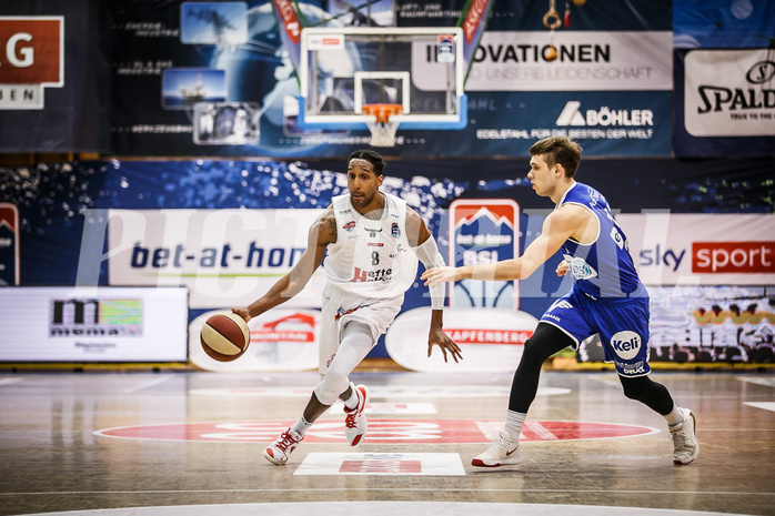 Basketball, bet-at-home Basketball Superliga 2020/21, Platzierungsrunde 9.Runde, Kapfenberg Bulls, Oberwart Gunners, Eric McClellan (8)