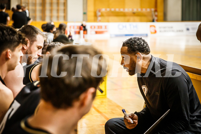 Basketball, Basketball Zweite Liga, Grunddurchgang 11.Runde, Mattersburg Rocks, Wörthersee Piraten, Aaron Mitchell (Headcoach)