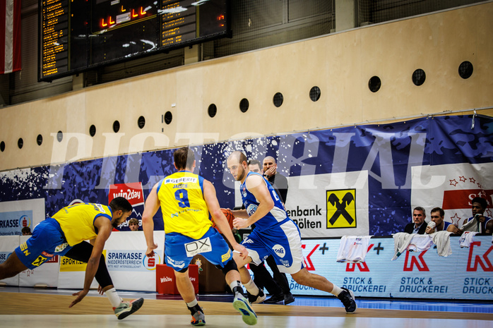 Basketball, win2day Basketball Superliga 2021/22, Platzierungsrunde 3.Runde, SKN St. Pölten Basketball, Oberwart Gunners, Renato Poljak (16)