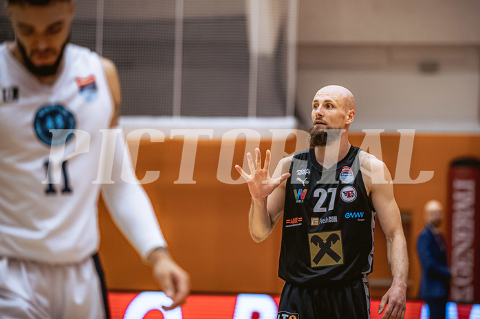 Basketball, Win2Day Superliga 2022/23, Grunddurchgang 3.Runde, Vienna D.C. Timberwolves, Raiffeisen Flyers Wels, Christian Von Fintel (27)