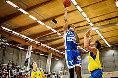 Basketball, win2day Basketball Superliga 2021/22, Platzierungsrunde 3.Runde, SKN St. Pölten Basketball, Oberwart Gunners, Rob Howard (5)