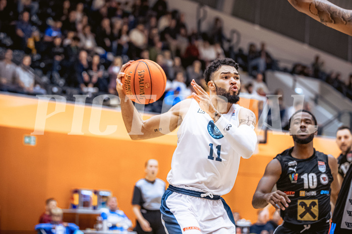 Basketball, Win2Day Superliga 2022/23, Grunddurchgang 3.Runde, Vienna D.C. Timberwolves, Raiffeisen Flyers Wels, Markus Golder (11)