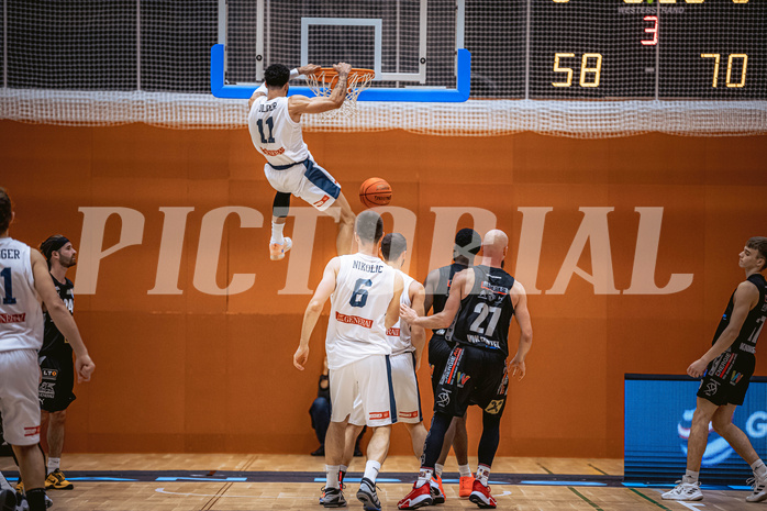 Basketball, Win2Day Superliga 2022/23, Grunddurchgang 3.Runde, Vienna D.C. Timberwolves, Raiffeisen Flyers Wels, Markus Golder (11)