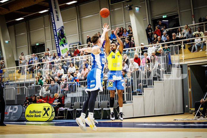 Basketball, win2day Basketball Superliga 2021/22, Platzierungsrunde 3.Runde, SKN St. Pölten Basketball, Oberwart Gunners, Michael Holton Jr. (14)